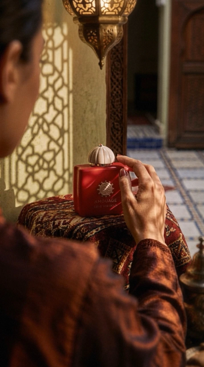 Amouage still 10