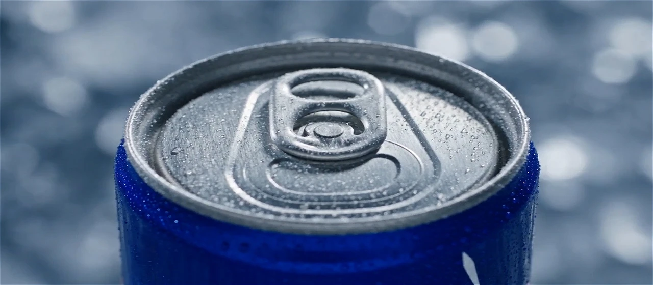 Kinza Cola still 11